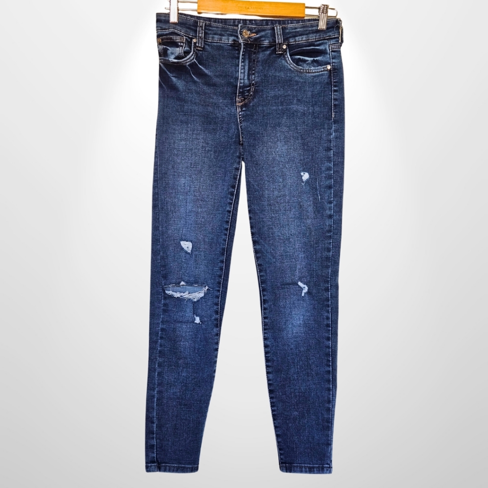Celebrity Pink, Size 5 in Juniors, Distressed Denim Jeans